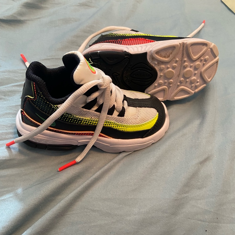 Nike AirMax little kids shoes